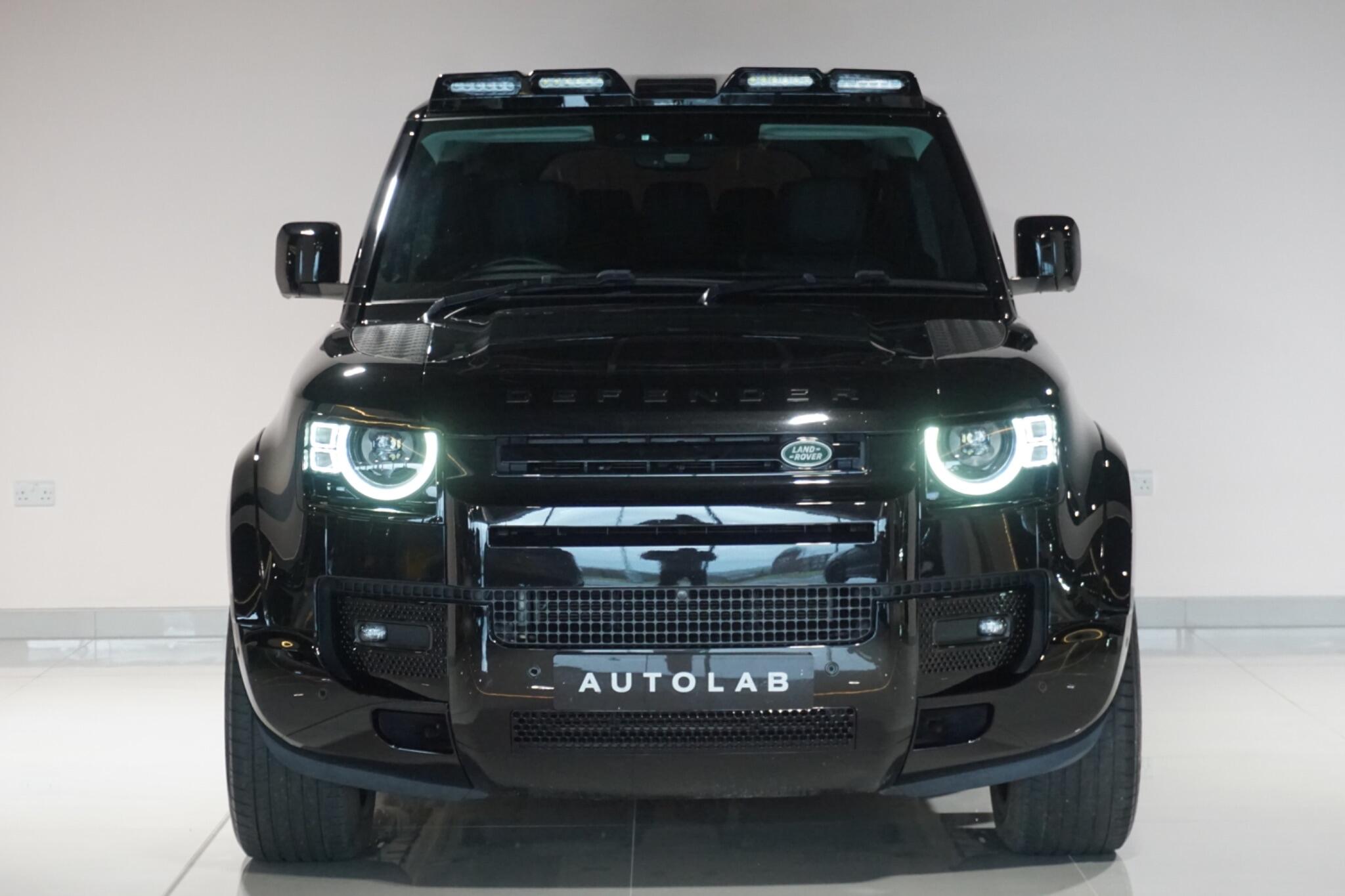 Land Rover Defender 110 3.0 D250 MHEV SE SUV 5dr Diesel Auto 4WD Euro 6 (s/s) (250 ps)